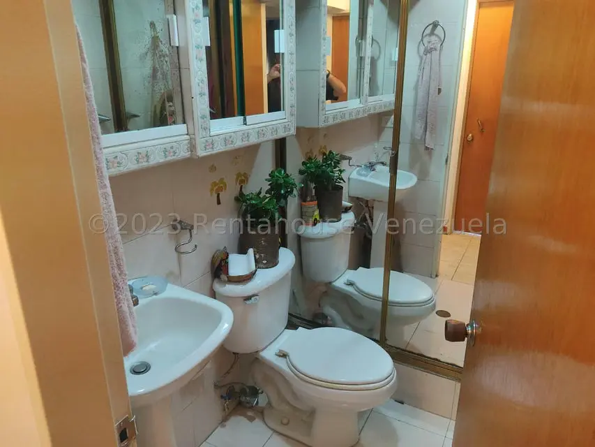Apartamento (1 Nivel) en Venta en El Paraiso, Distrito Metropolitano - 11