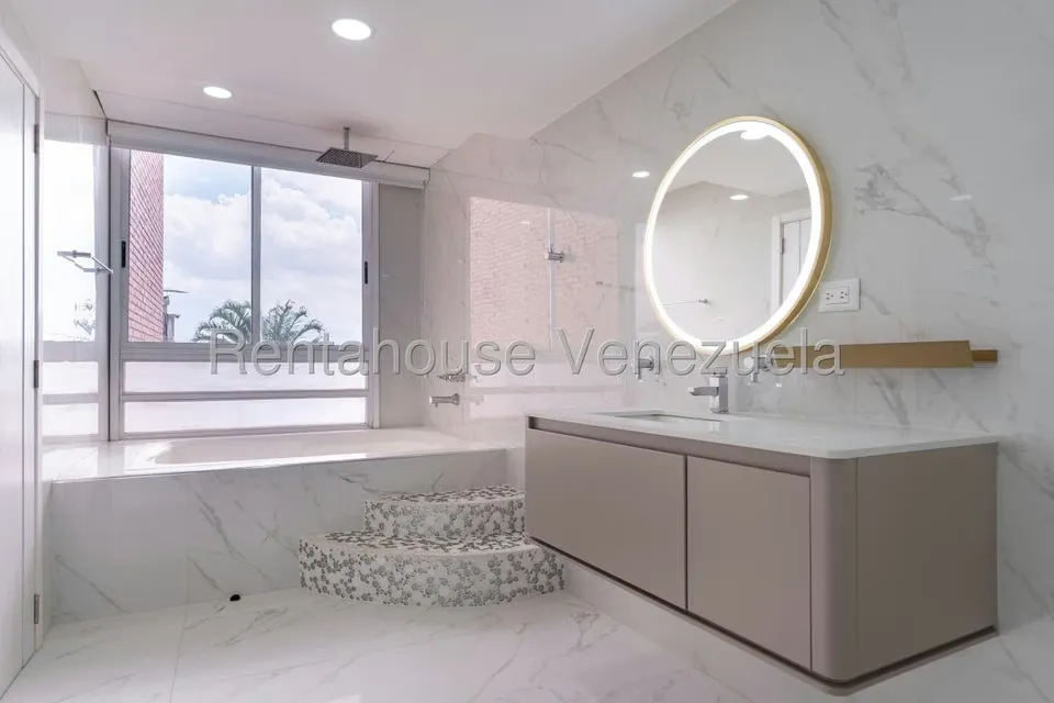 Apartamento (1 Nivel) en Venta en Mirador de Los Campitos I, Distrito Metropolitano - 21