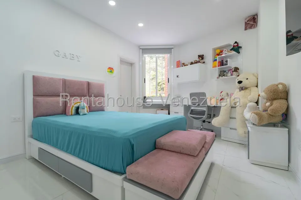 Apartamento (1 Nivel) en Venta en Mirador de Los Campitos I, Distrito Metropolitano - 24