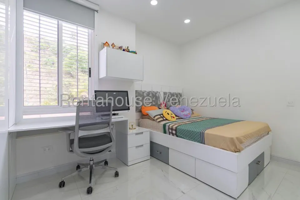 Apartamento (1 Nivel) en Venta en Mirador de Los Campitos I, Distrito Metropolitano - 29
