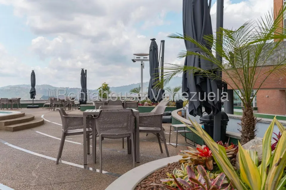 Apartamento (1 Nivel) en Venta en Mirador de Los Campitos I, Distrito Metropolitano - 37