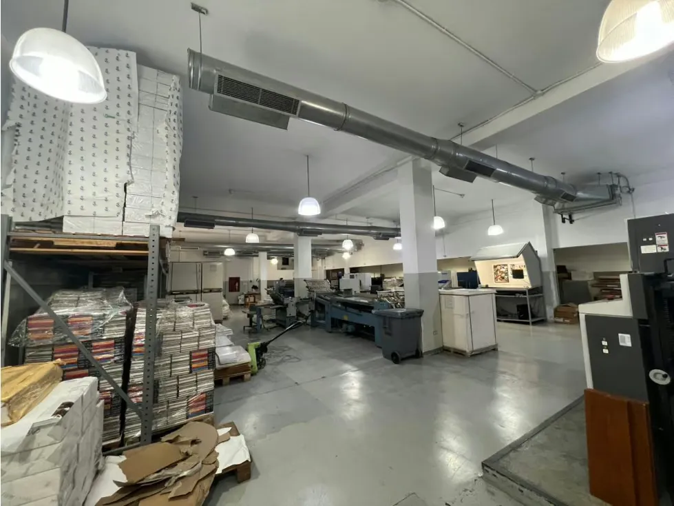 Se vende Edificio 1938m² 25E - Boleita - 2