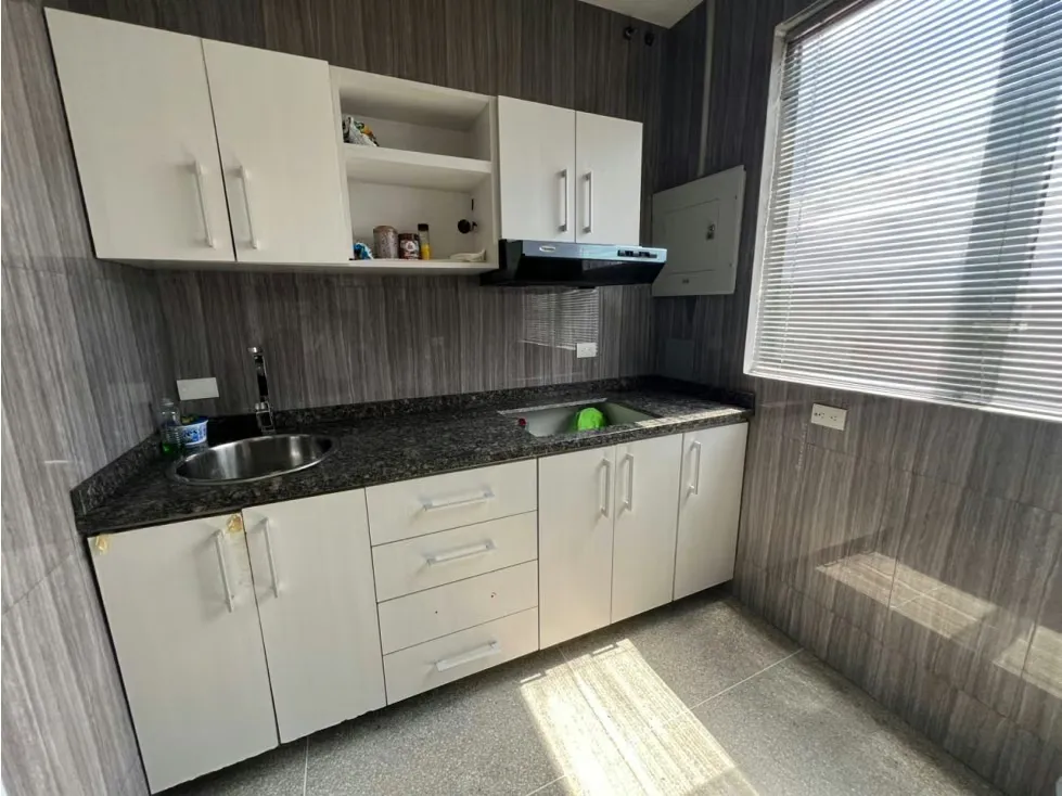 Se vende Edificio 1938m² 25E - Boleita - 15