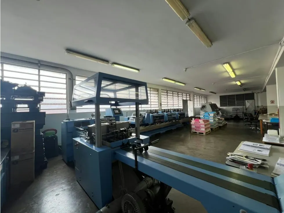 Se vende Edificio 1938m² 25E - Boleita - 5