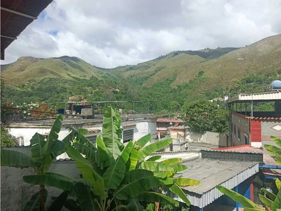 se vende casa multifamiliar 170m2 Macarao 2937 - 32
