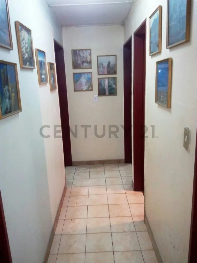 Se Ofrece Oficina en Alquiler Centro de Caracas - 8