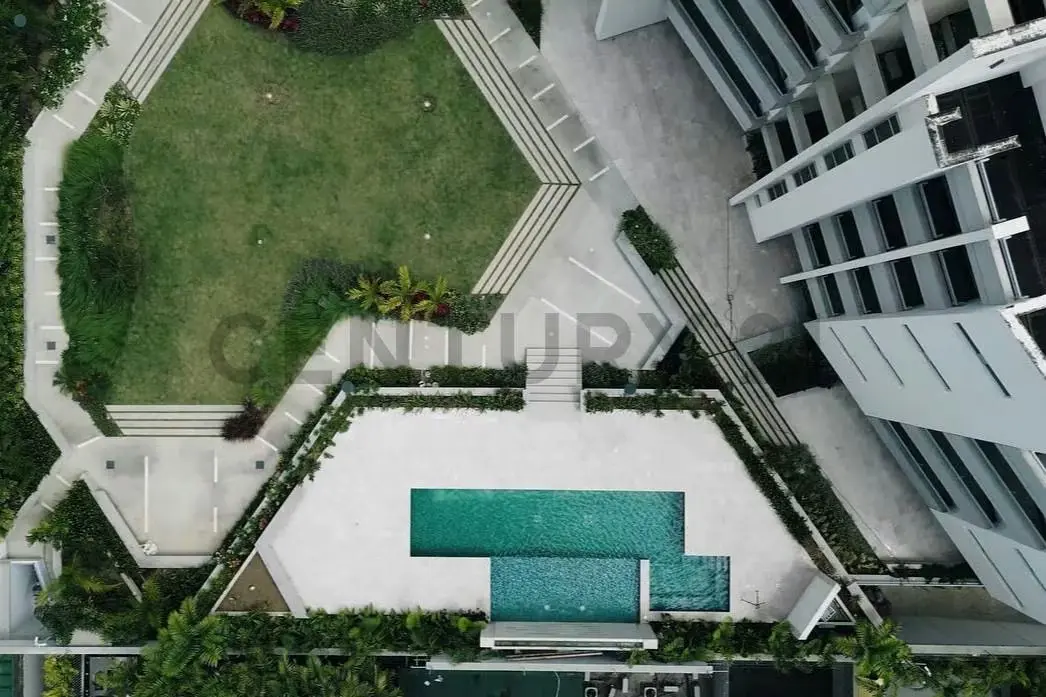 Lujoso Apartamento Triplex en Venta en La Castellana - 3