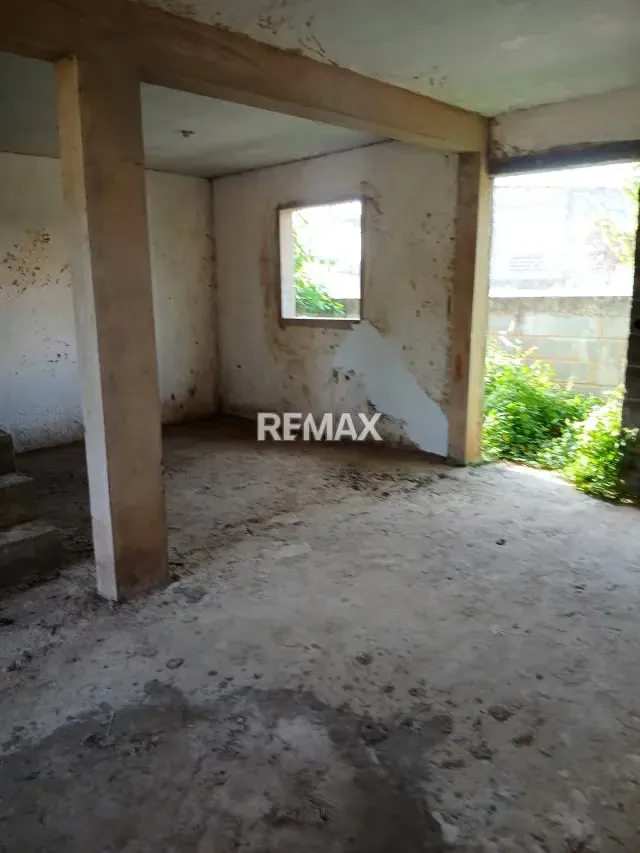 Town house en gris en venta calle Bermudez entre L y K - 6