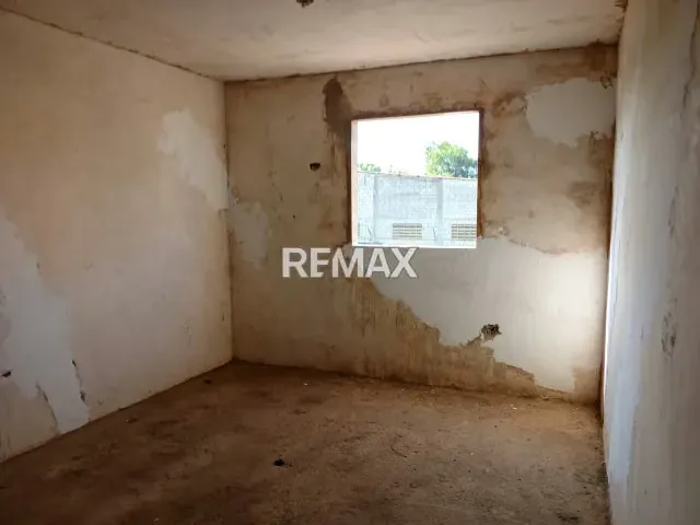 Town house en gris en venta calle Bermudez entre L y K - 9