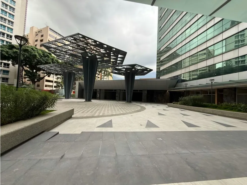 Se vende oficina 883m2 Campo Alegre - 9