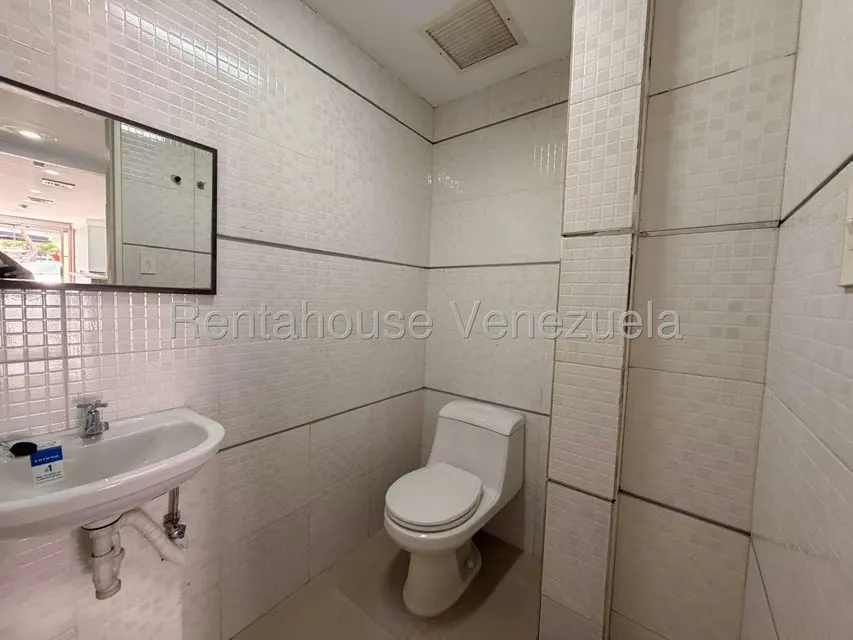 Local Comercial en Venta en La Carlota, Distrito Metropolitano - 12