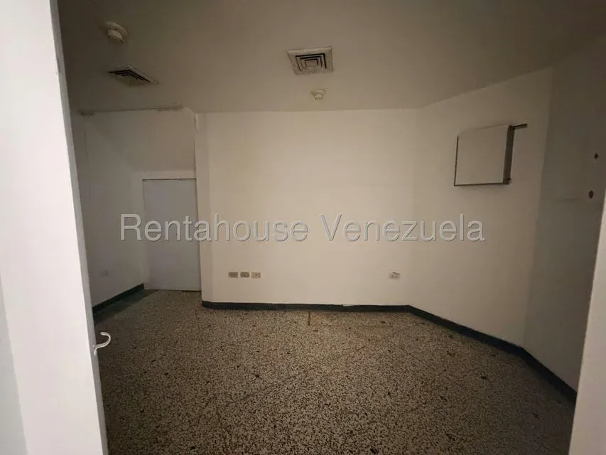 Local Comercial en Venta en La Carlota, Distrito Metropolitano - 8