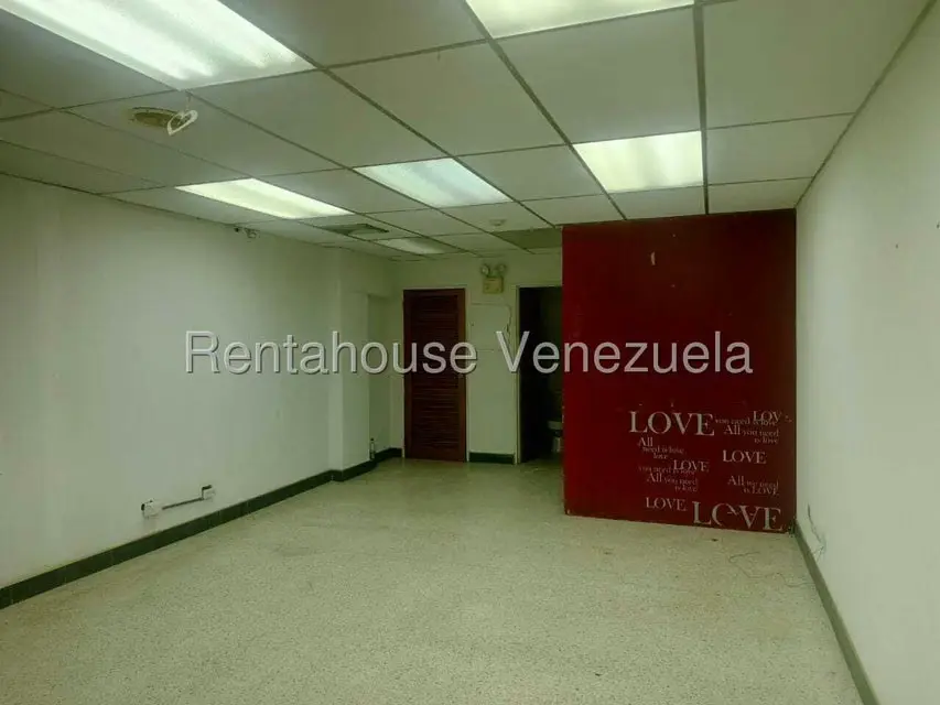 Local Comercial en Alquiler en Avenida Delicias Norte, Zulia - 6