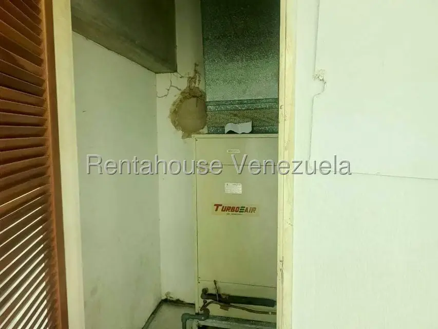 Local Comercial en Alquiler en Avenida Delicias Norte, Zulia - 9
