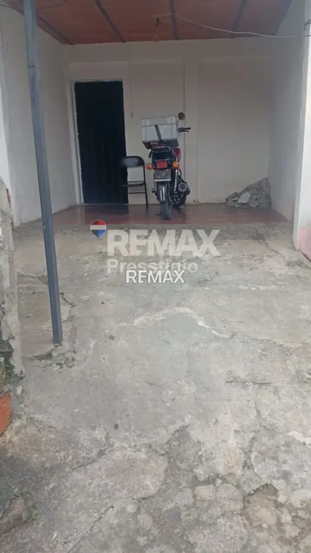 Casa en venta sector San Jacinto de dos pisos - 4