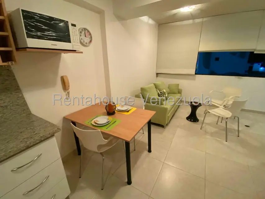 Apartamento (1 Nivel) en Alquiler en Puerto Encantado, Miranda - 12