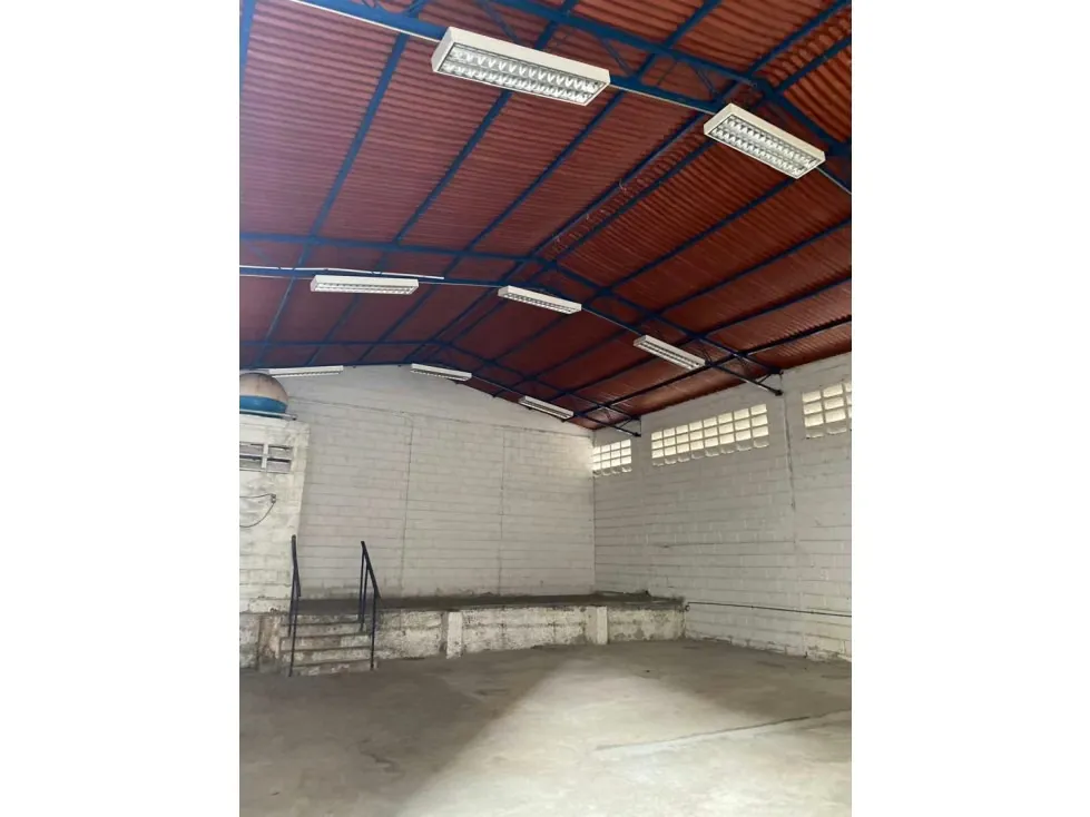 Vendo terreno 2900m2 Av. Andrés Bello Los Caobos 0307 - 14