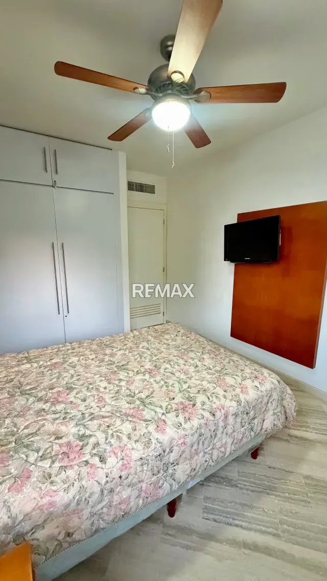 En alquiler apartamento amoblado diagonal a Lago Mall - 7