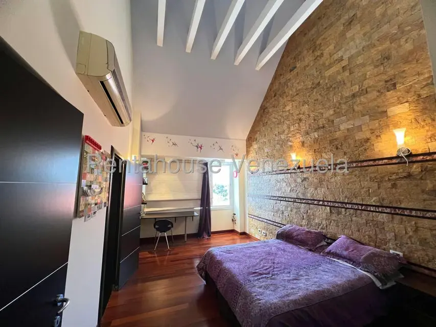 Casa (Duplex) en Venta en La Lagunita Country Club, Distrito Metropolitano - 29