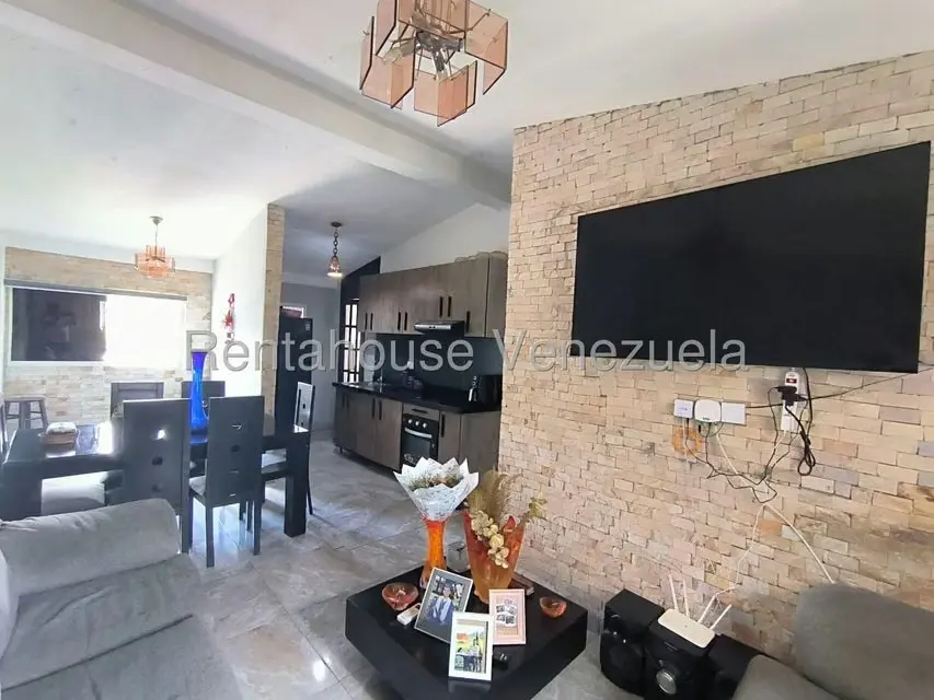 Apartamento (1 Nivel) en Venta en La Mora I, Aragua - 4