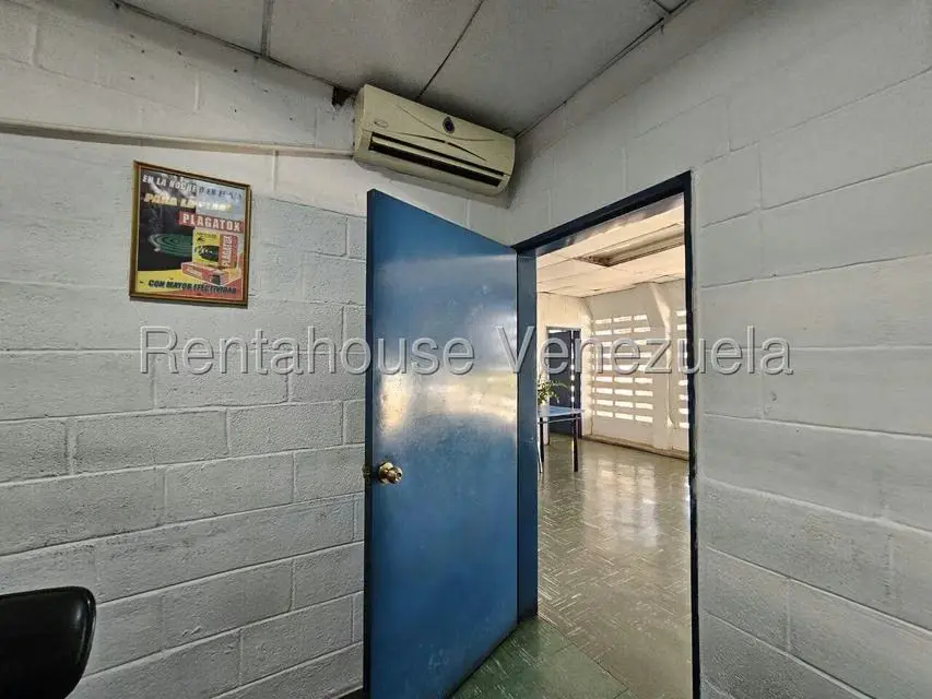 Local Comercial en Venta en Zona Industrial 1, Lara - 13