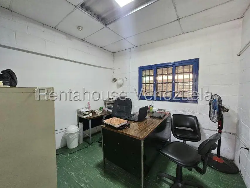 Local Comercial en Venta en Zona Industrial 1, Lara - 15