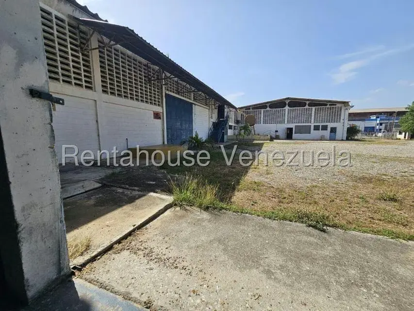 Local Comercial en Venta en Zona Industrial 1, Lara - 44