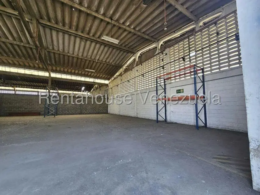 Local Comercial en Venta en Zona Industrial 1, Lara - 5