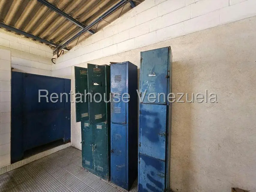 Local Comercial en Venta en Zona Industrial 1, Lara - 60