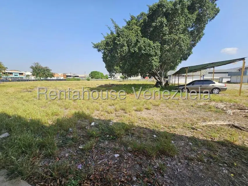 Local Comercial en Venta en Zona Industrial 1, Lara - 62