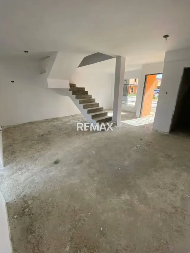 VENTA DE TOWNHOUSE EN OBRA GRIS RES. LA TRINITARIAS CIUDAD ALIANZA - 5