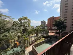 Vista 44