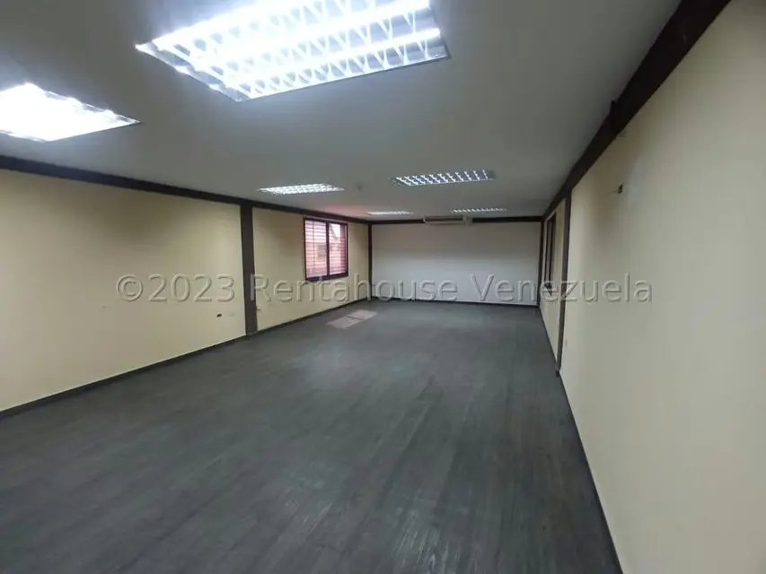 Local Comercial en Venta en Zona Industrial 2, Lara - 11