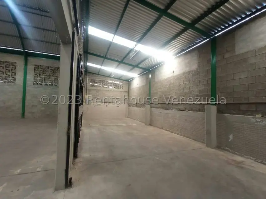 Local Comercial en Venta en Zona Industrial 2, Lara - 19