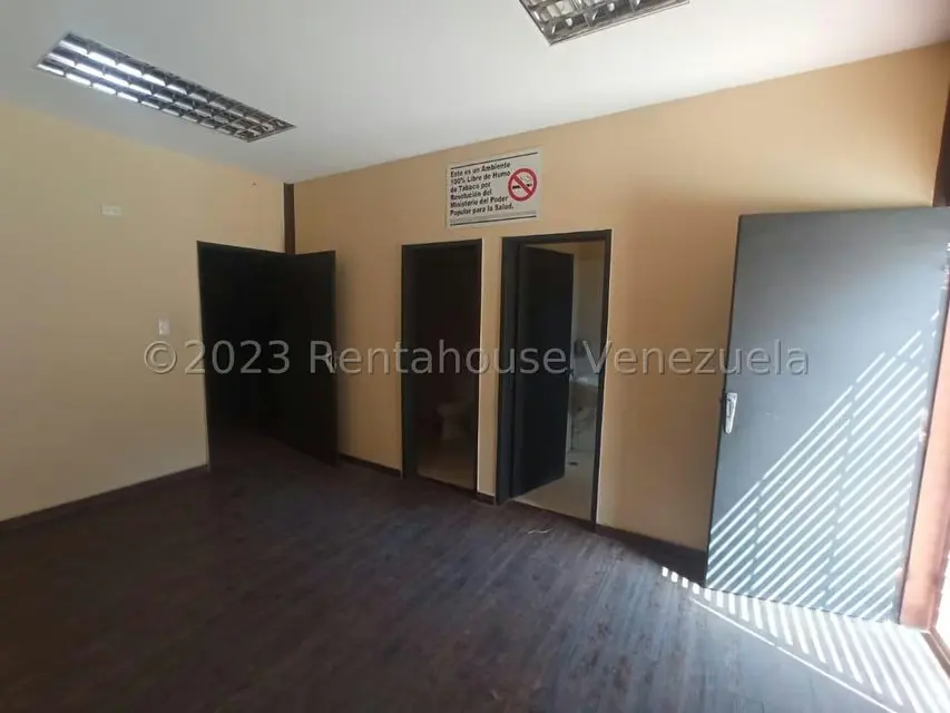 Local Comercial en Venta en Zona Industrial 2, Lara - 3