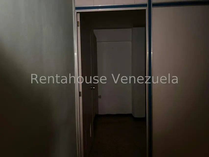 Oficina en Alquiler en Municipio Guaicaipuro, Miranda - 8