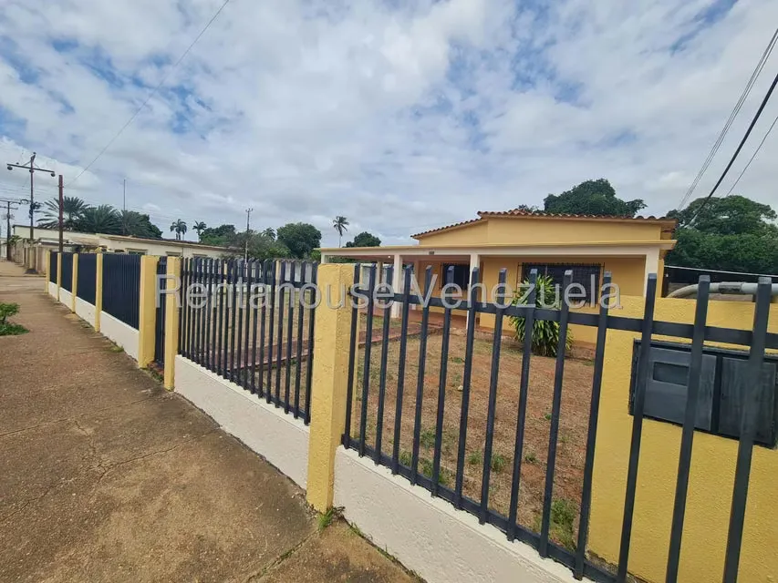 Casa (1 Nivel) en Alquiler en Pueblo Nuevo Norte, Anzoategui - 2