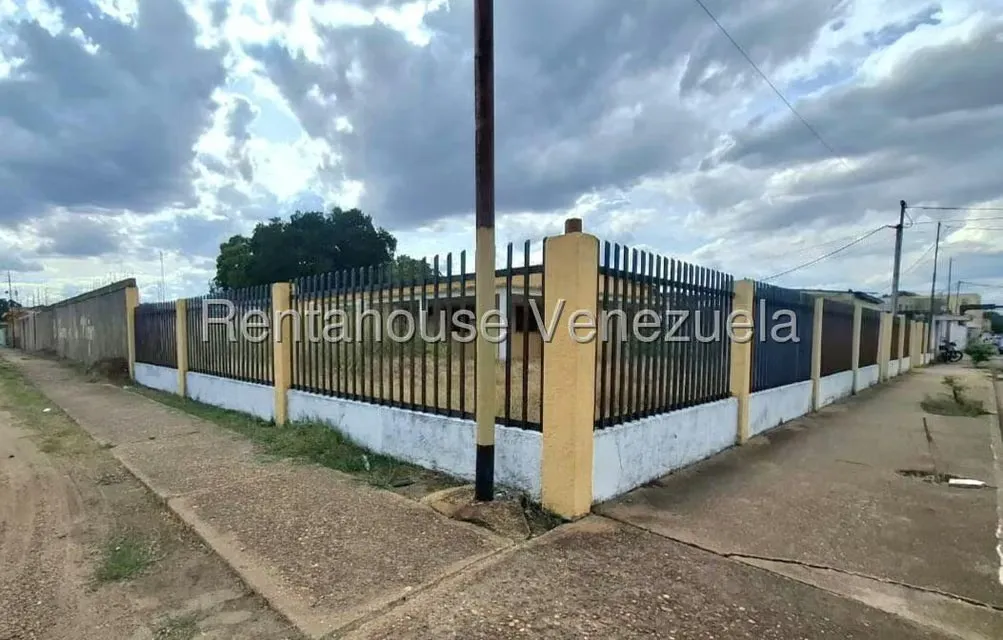 Casa (1 Nivel) en Alquiler en Pueblo Nuevo Norte, Anzoategui - 24