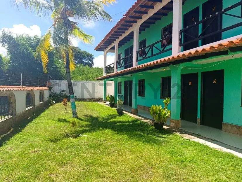 POSADA EN VENTA EN LA AVENIDA 31 DE JULIO SECTOR EL TIRANO