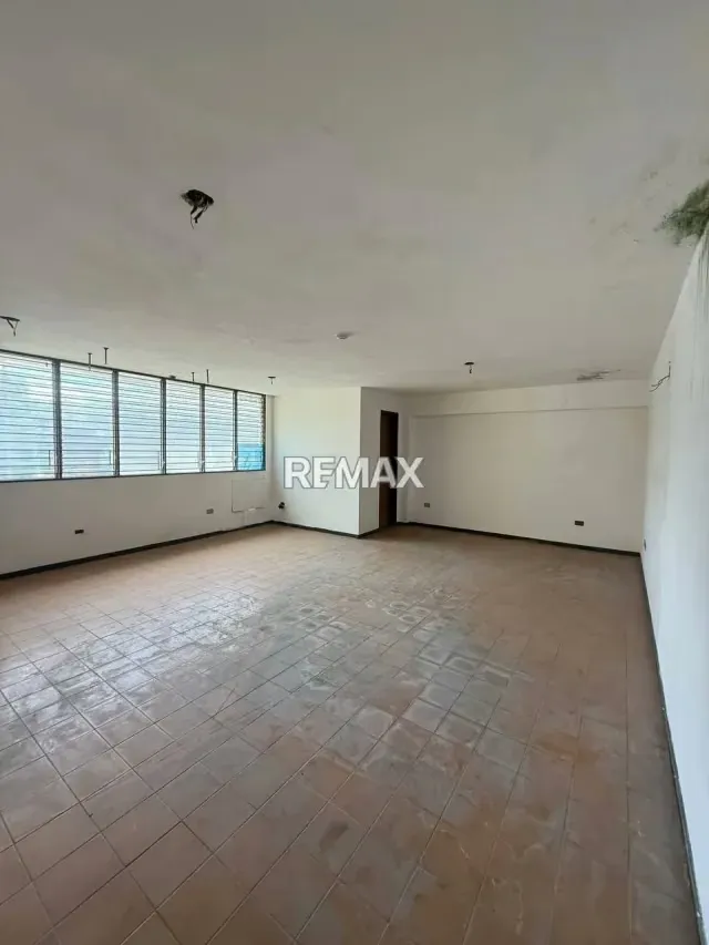 En venta edificio Santa Teresa, Compuesto por 12 oficinas - 15