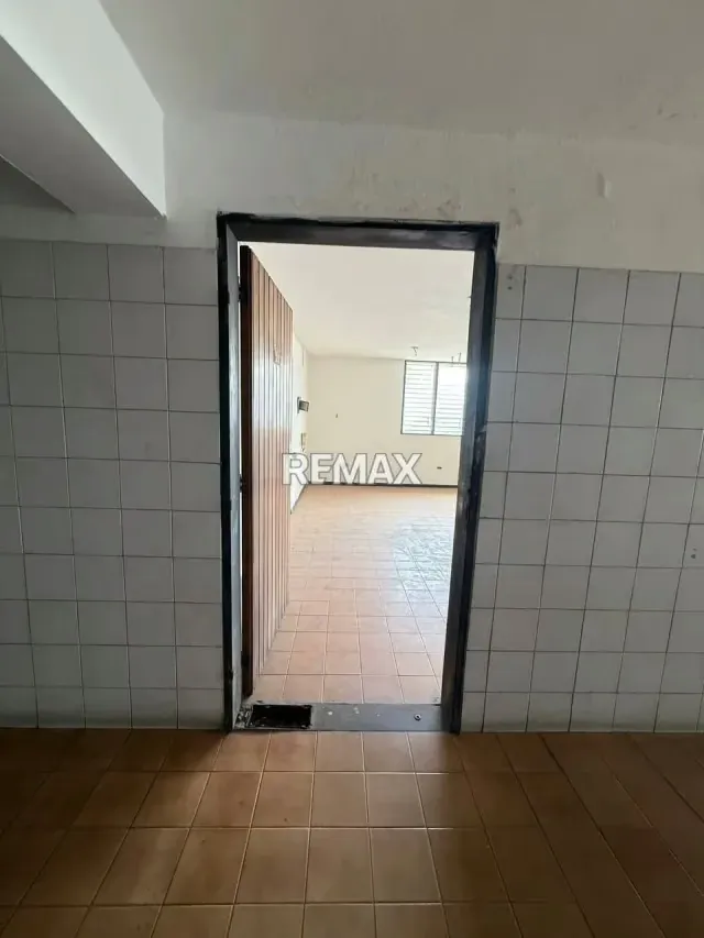 En venta edificio Santa Teresa, Compuesto por 12 oficinas - 16