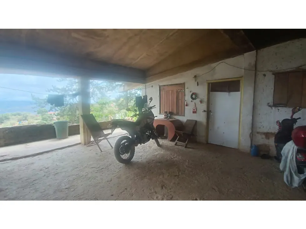 Se vende terreno 2.720m2 Sabaneta-El Hatillo 9848 - 8