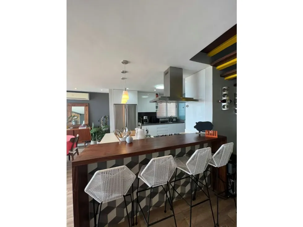 Apartamento Duplex en Venta en Loma Linda 3H/ 3B/ 3P/ 1M - 11