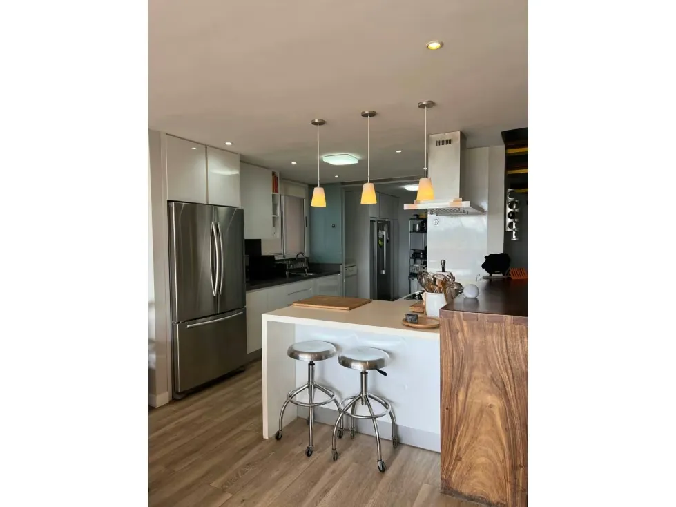 Apartamento Duplex en Venta en Loma Linda 3H/ 3B/ 3P/ 1M - 15