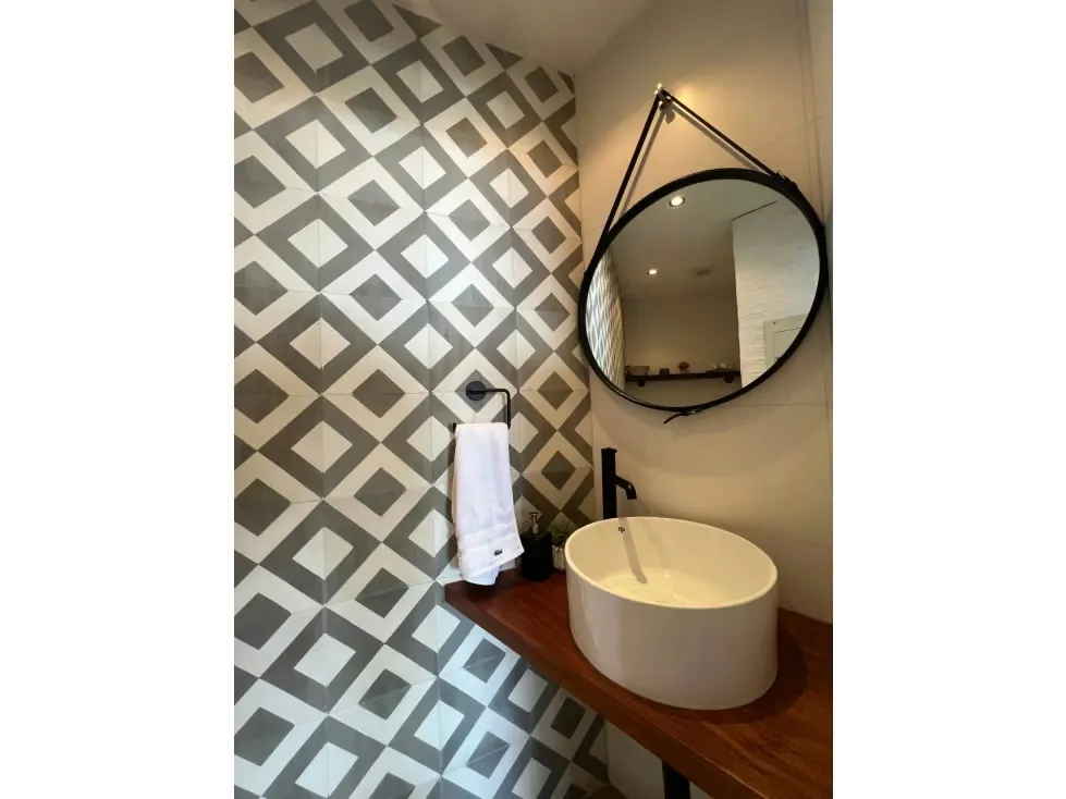 Apartamento Duplex en Venta en Loma Linda 3H/ 3B/ 3P/ 1M - 8