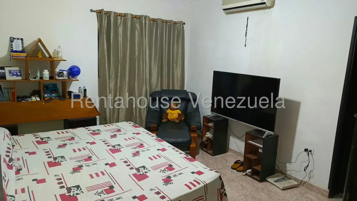 Casa (Multipes Niveles) en Venta en Santa Monica, Distrito Metropolitano - 32