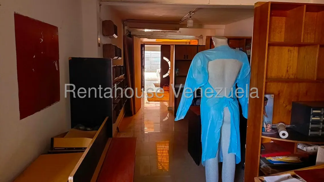 Casa (Multipes Niveles) en Venta en Santa Monica, Distrito Metropolitano - 43