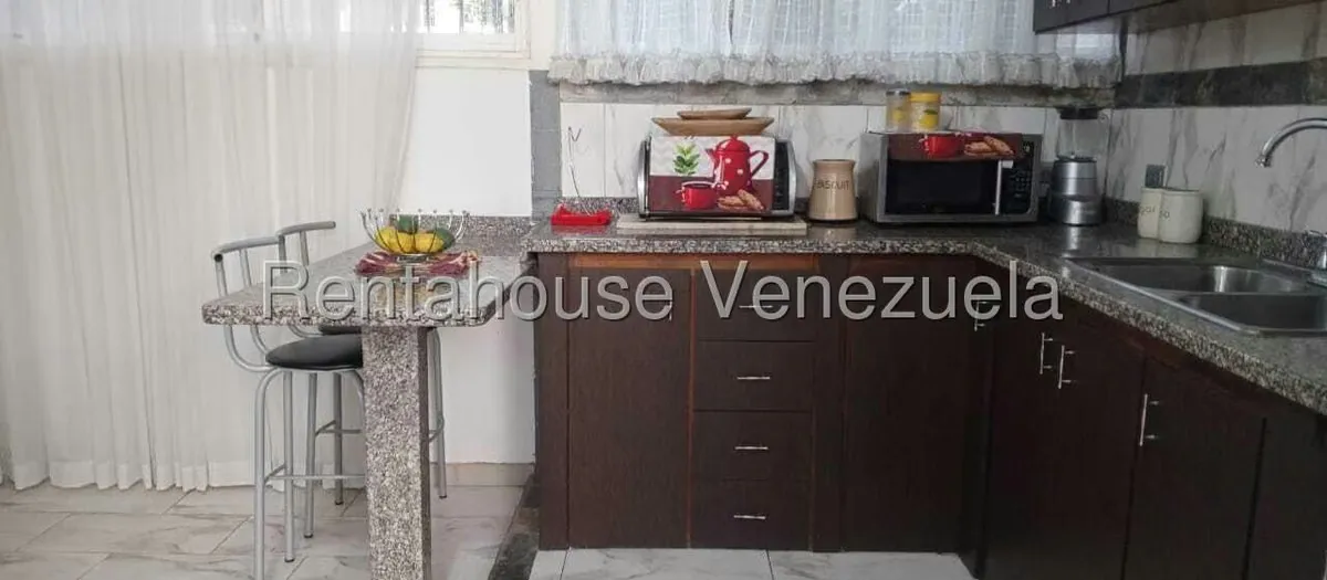 Casa (Multipes Niveles) en Venta en Santa Monica, Distrito Metropolitano - 50