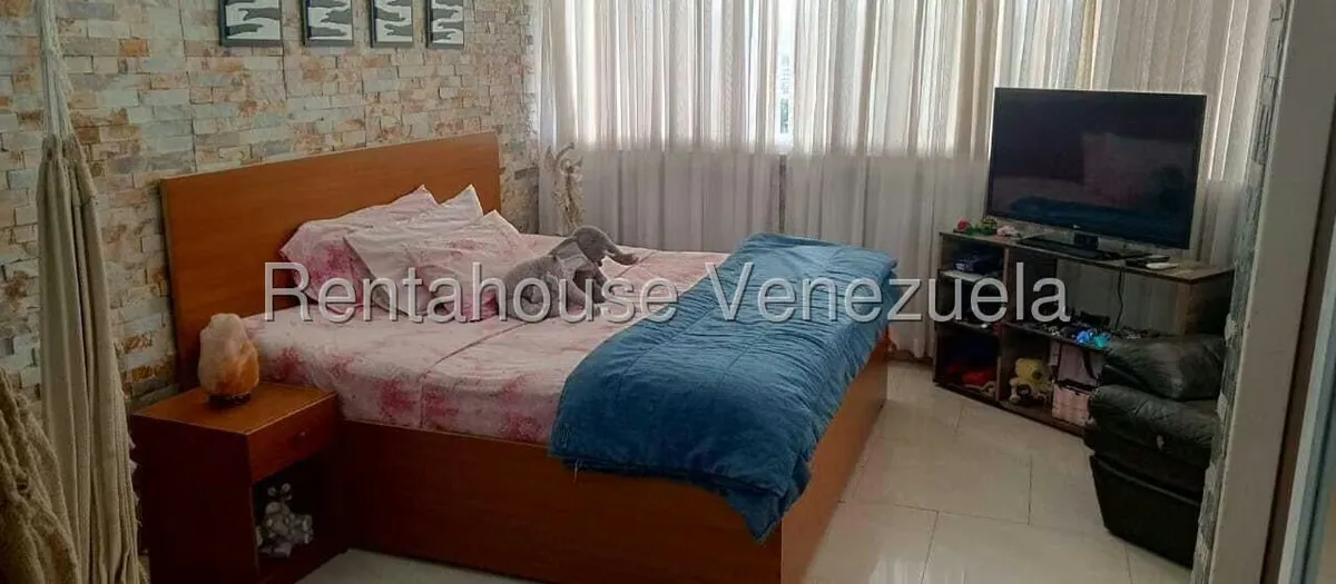 Casa (Multipes Niveles) en Venta en Santa Monica, Distrito Metropolitano - 51