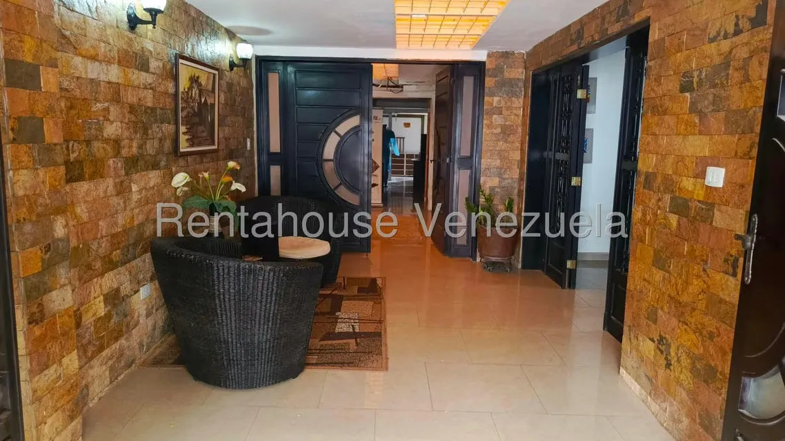 Casa (Multipes Niveles) en Venta en Santa Monica, Distrito Metropolitano - 7